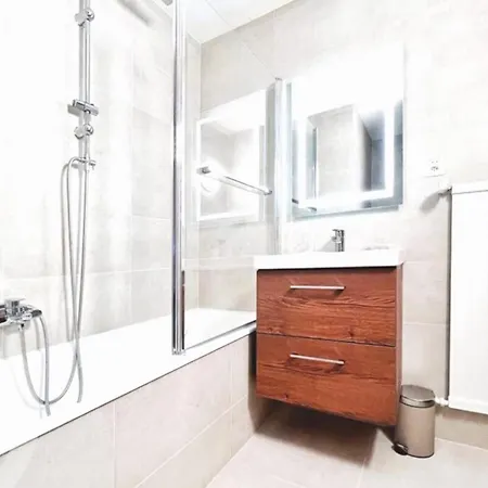 Apartman Brin De Mousse I 49 M I Balcony I Peace And Greenery